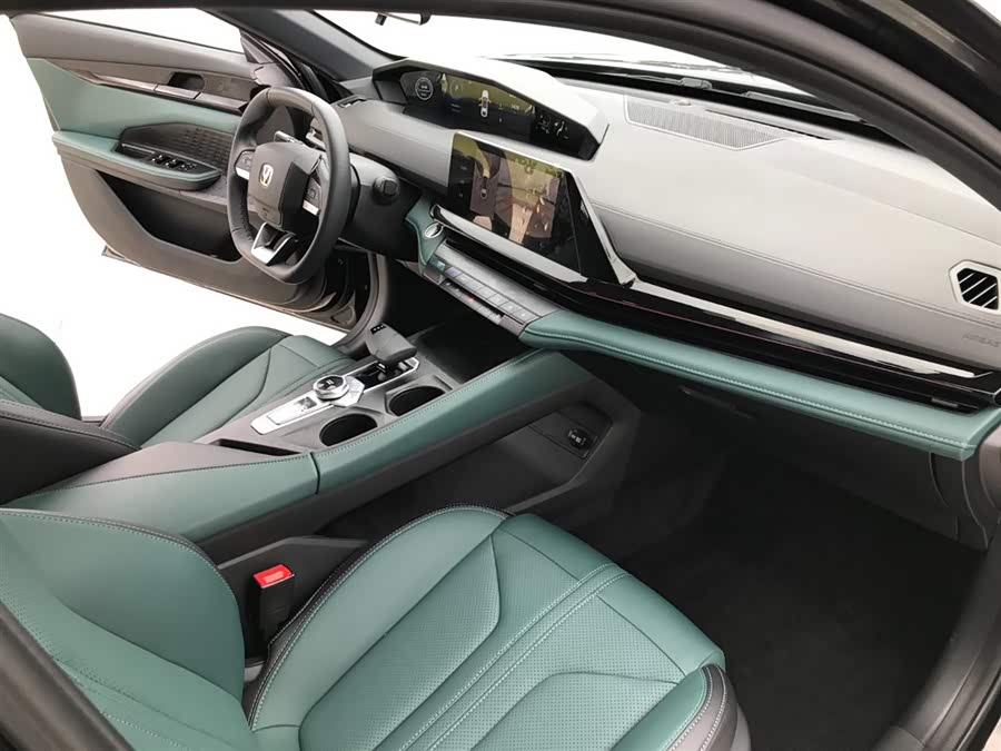 Changan UNI-V iDD 2024 #21 Changan UNI-V iDD 2024 car image #21