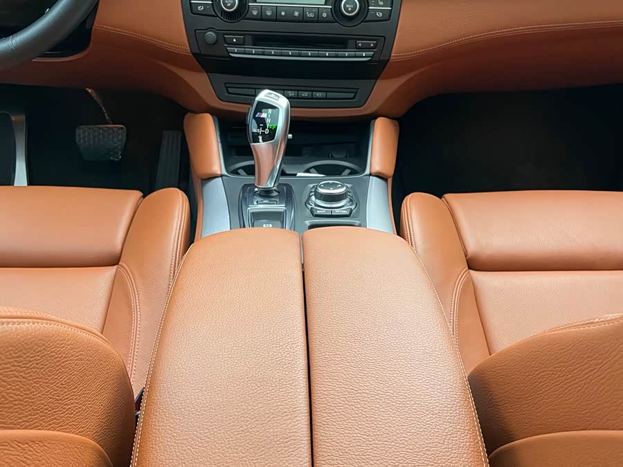 BMW X6 M 2013 #21 BMW X6 M 2013 car image #21