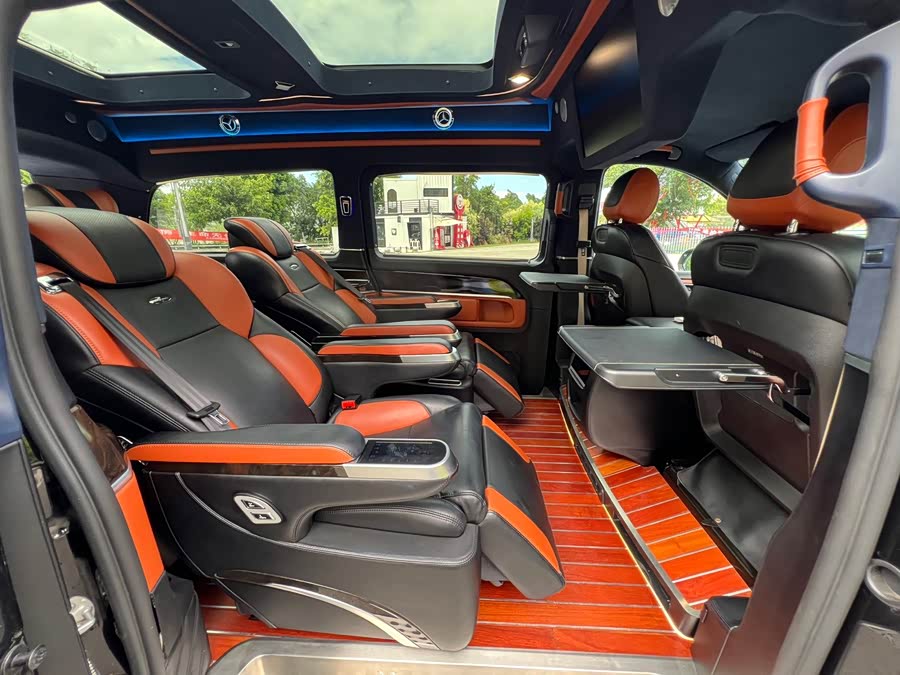 Mercedes-Benz V Class 2020 car image #21