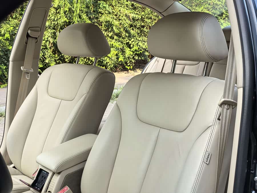 Volkswagen Passat Lingyu 2011 car image #21