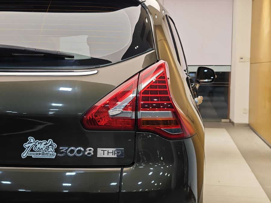 Peugeot 3008 2013 صورة سيارة #21