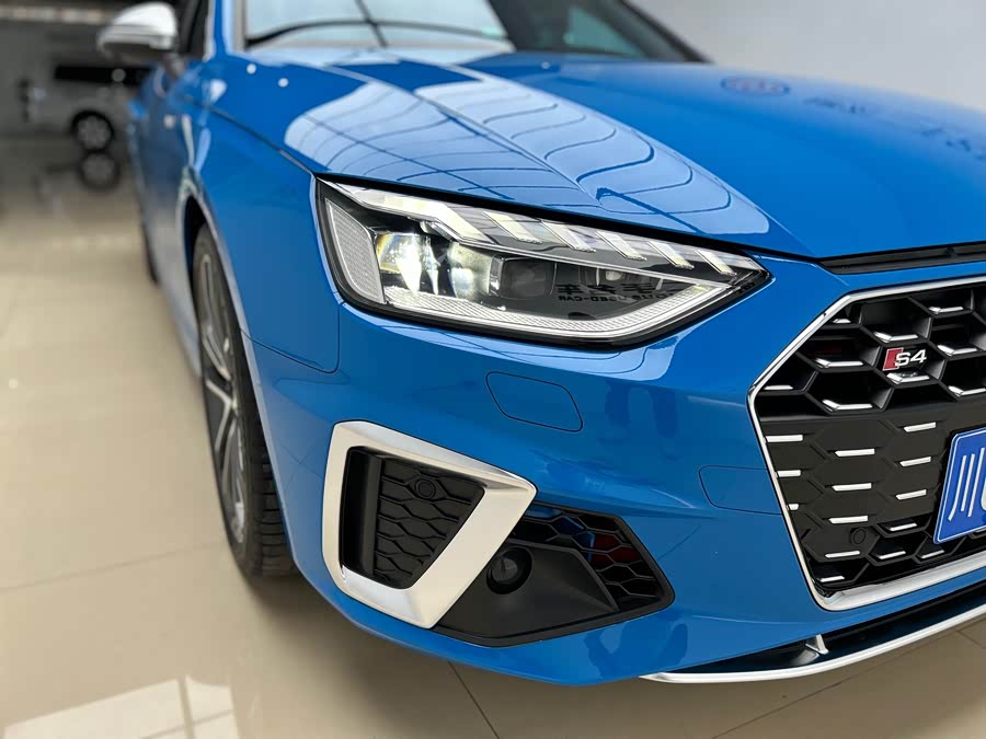 Audi S4 2023 car image #21