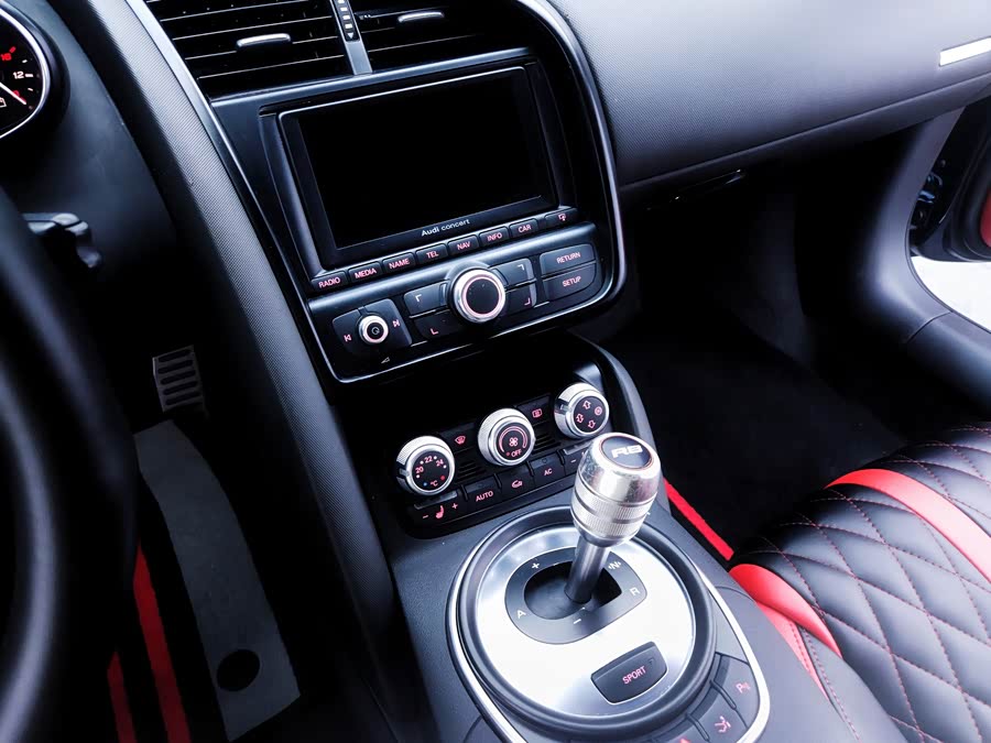 BMW 1 Series (Imported) 2011 car image #21