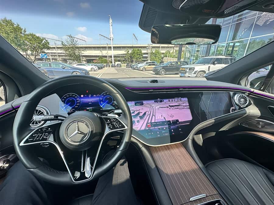 Mercedes-Benz EQS SUV 2023 car image #21