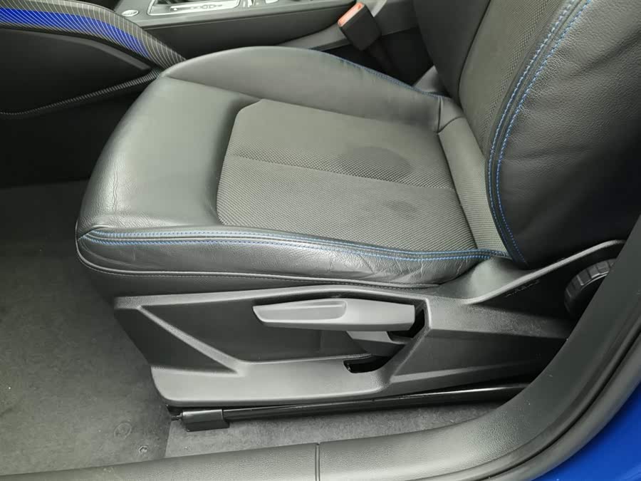 Audi Q2L e-tron 2020 #21 Audi Q2L e-tron 2020 صورة سيارة #21