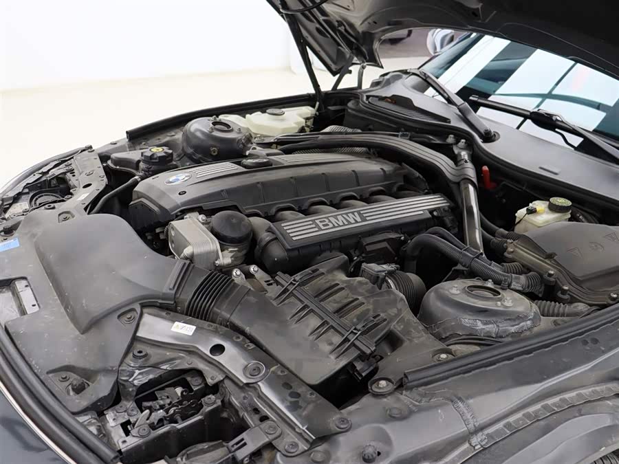 BMW Z4 2010 car image #21