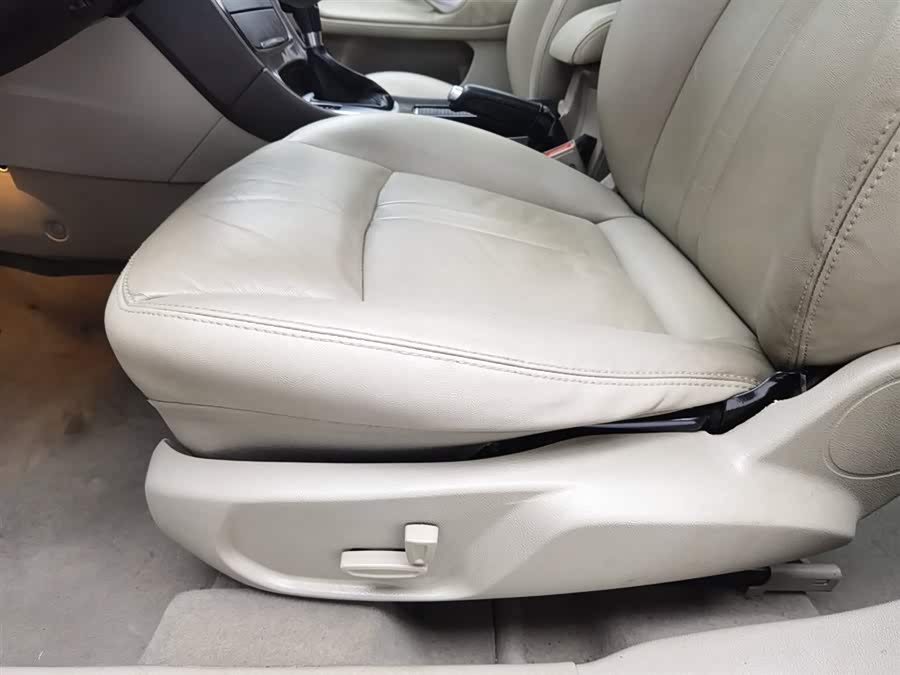 Ford Mondeo-Zhisheng 2012 صورة سيارة #21