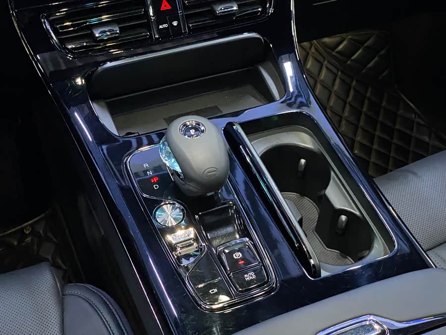 GAC Trumpchi M8 2024 car image #21