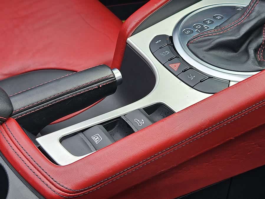 Audi TTS 2015 car image #21