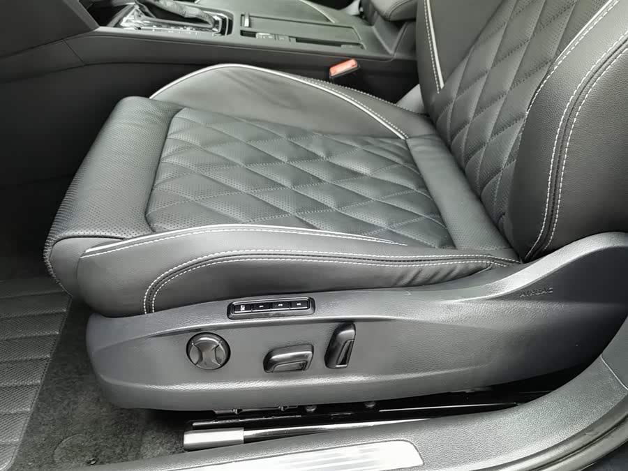 Volkswagen Magotan GTE 2022 imagen de coche #21