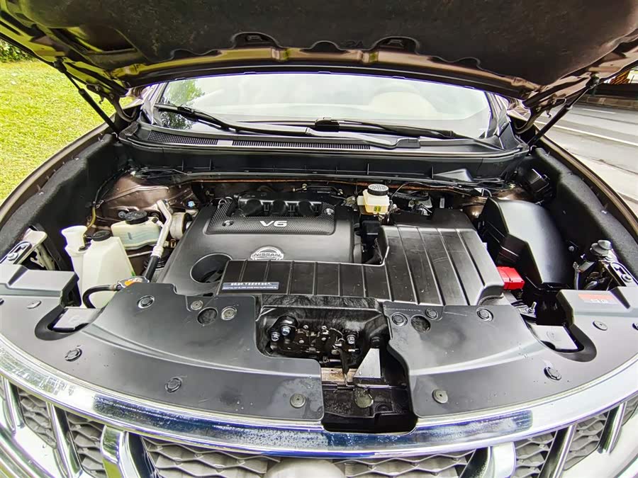 Nissan Murano 2015 immagine di auto #21