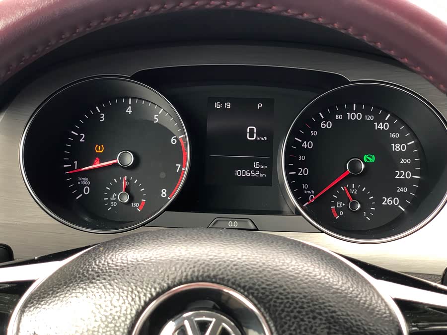 Volkswagen Golf Sportsvan 2018 car image #21