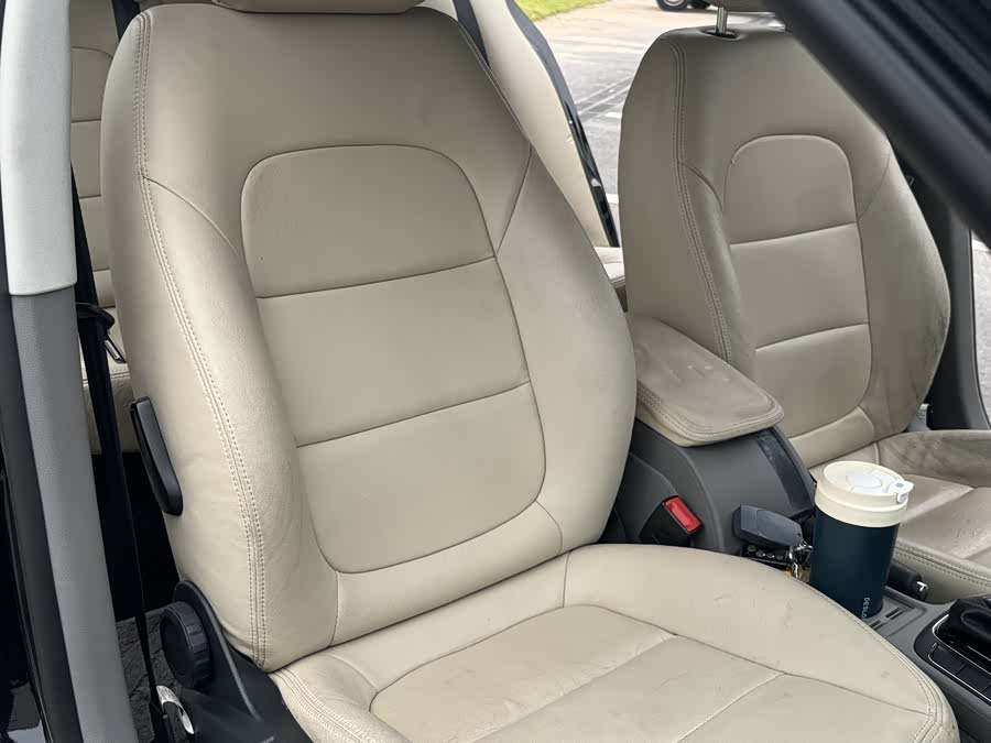 Skoda Superb 2013 car image #21