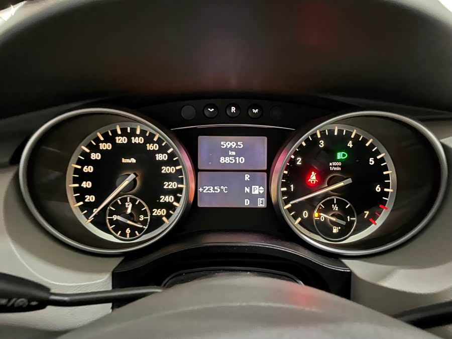 Mercedes-Benz R Class 2013 #21 Mercedes-Benz R Class 2013 car image #21