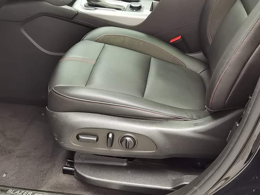 Chevrolet Blazer 2021 #21 Chevrolet Blazer 2021 car image #21