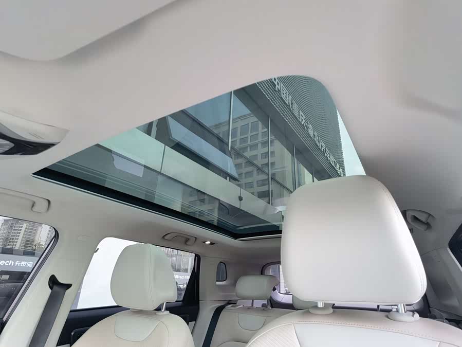 GEELY Monjaro MHEV 2022 car image #21