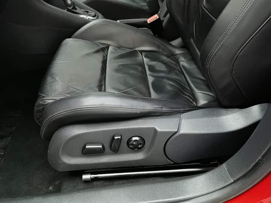 Volkswagen GolfGTI 2011 #21 Volkswagen GolfGTI 2011 car image #21