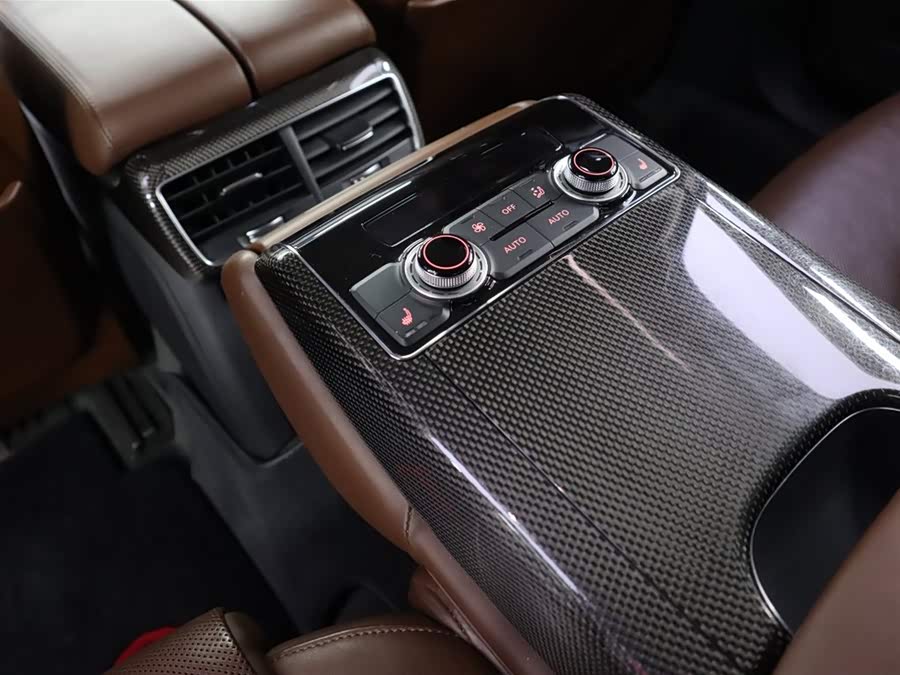 Audi S8 2015 car image #21