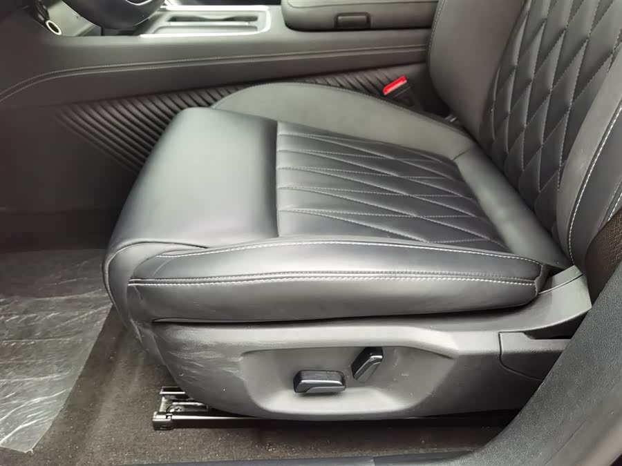 哪吒汽车 哪吒S猎装 2024 汽车图片 #21