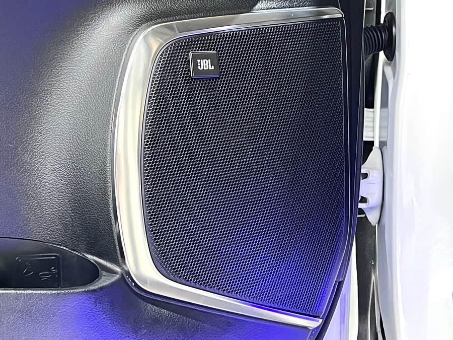 Toyota Alphard 2022 #21 Toyota Alphard 2022 car image #21