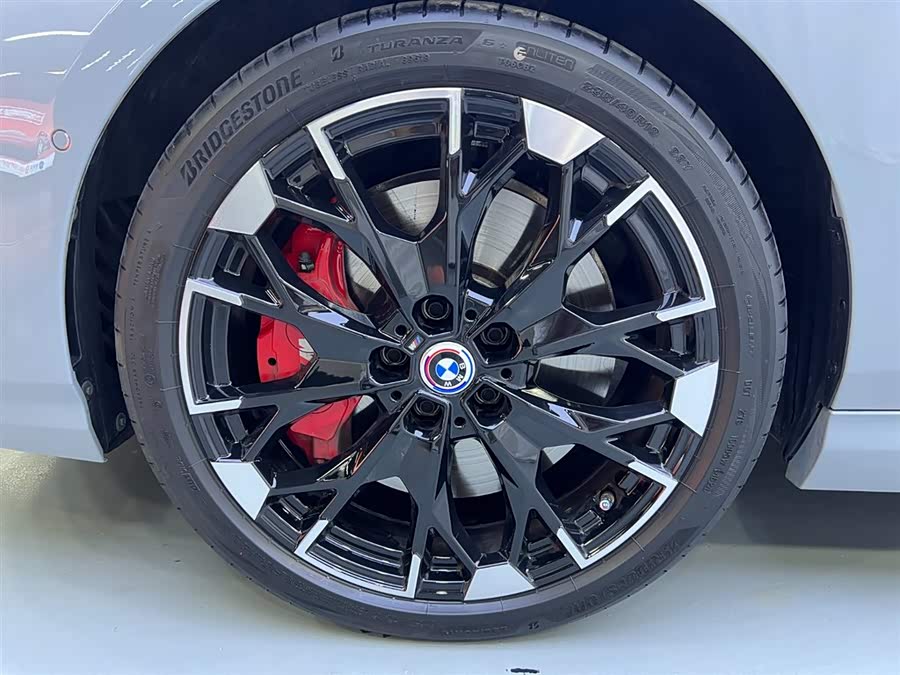 BMW M235L 2025 car image #21