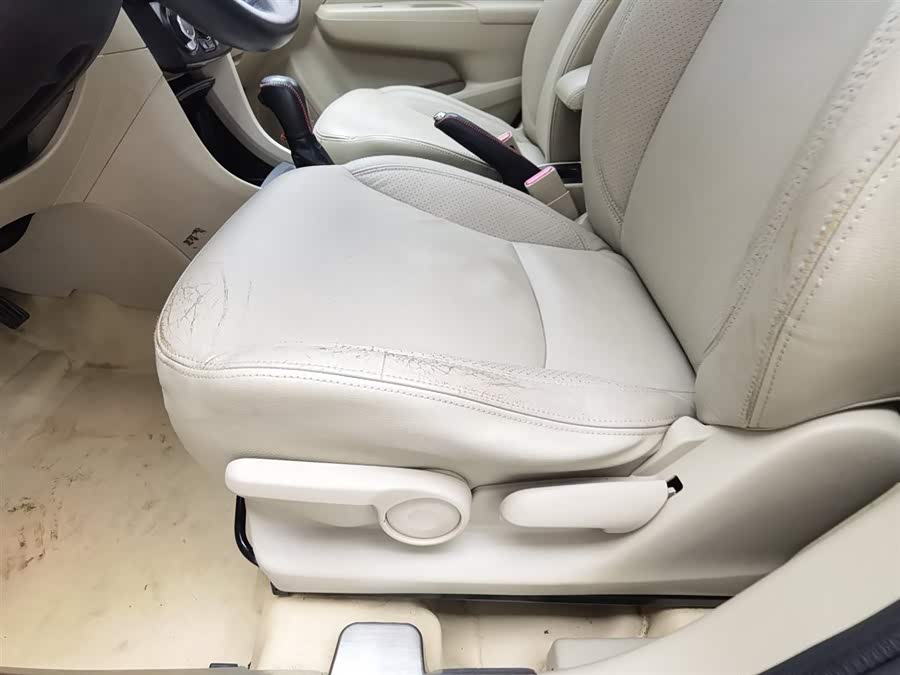 铃木 启悦 2015 汽车图片 #21