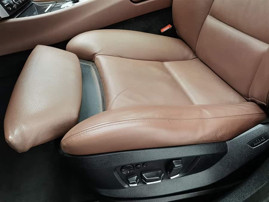 BMW 5 Series GT 2012 #21 BMW 5 Series GT 2012 immagine di auto #21