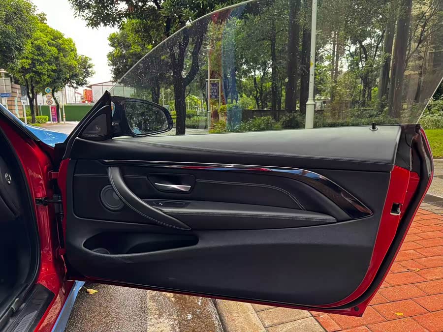 BMW M4 2019 car image #21