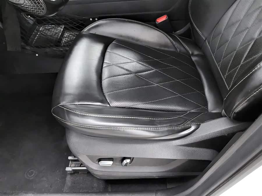 Chery Tiggo 8 Plus e+ 2022 car image #21