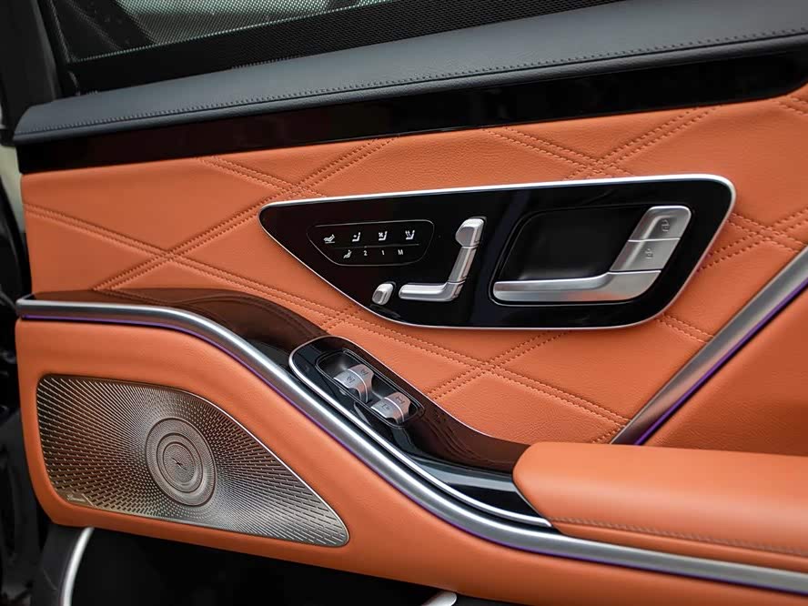 Mercedes-Benz Maybach S Class 2021 car image #21