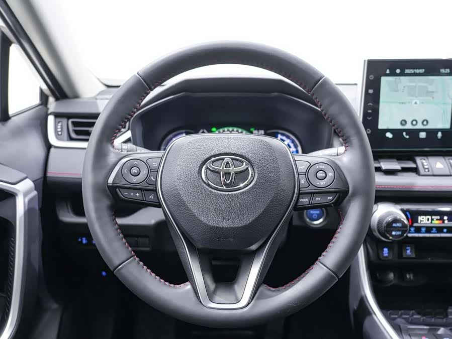 Toyota Wildlander New Energy 2022 #21 Toyota Wildlander New Energy 2022 car image #21