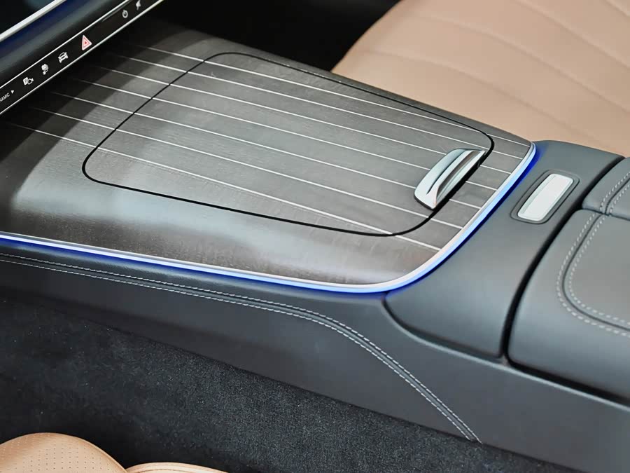 Mercedes-Benz E Class New Energy 2024 car image #21