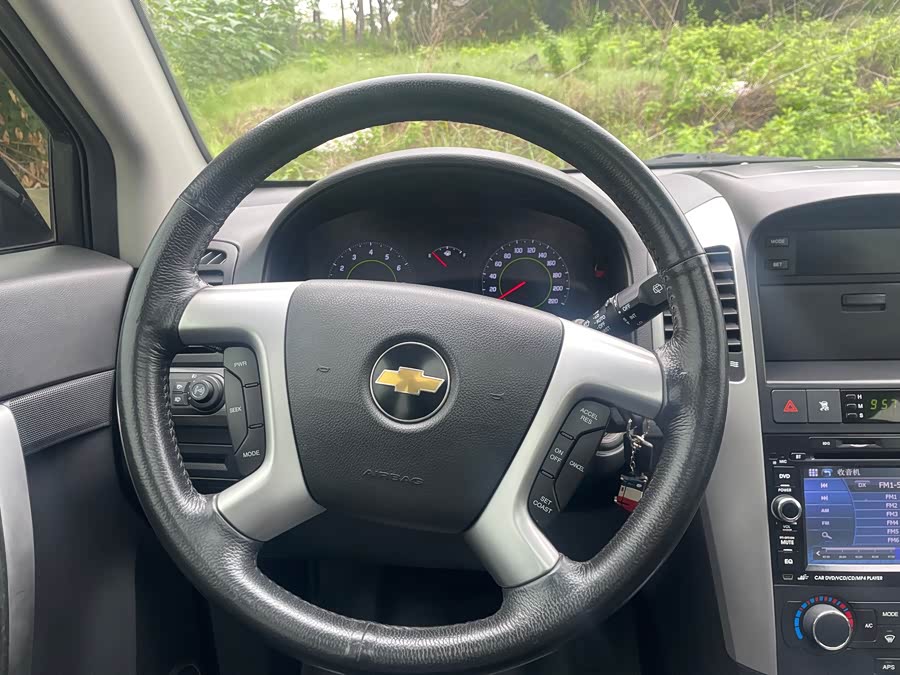 Chevrolet Captiva (Imported) 2010 car image #21