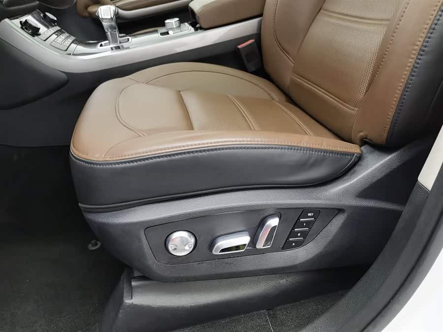 Haval H8 2018 #21 Haval H8 2018 car image #21