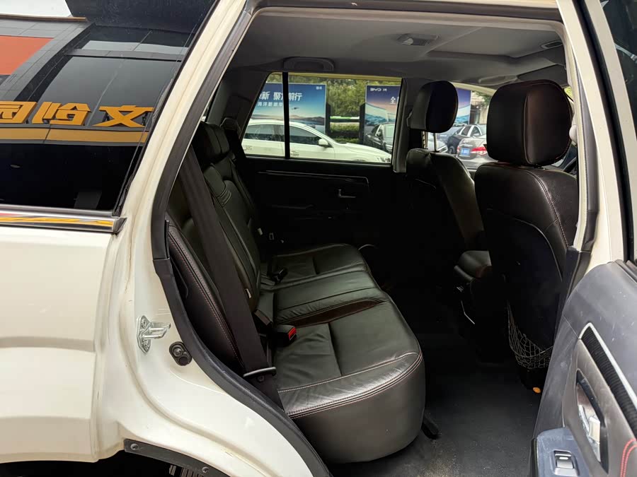 Haval H5 Class 2015 #21 Haval H5 Class 2015 car image #21