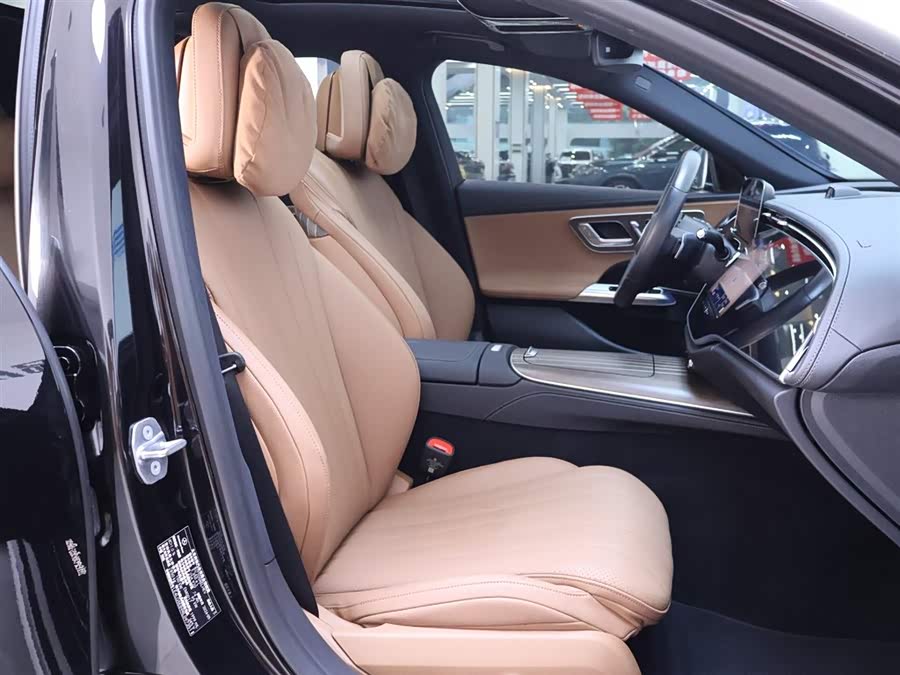 Mercedes-Benz E Class New Energy 2024 car image #21