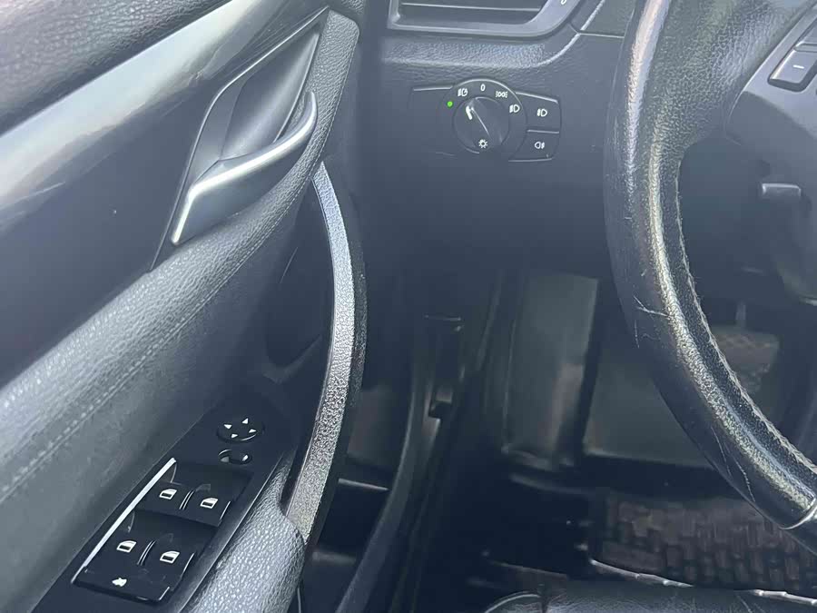 BMW X1 (Imported) 2011 imagen de coche #21