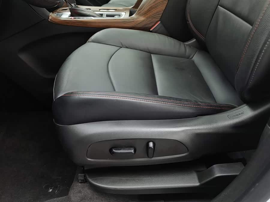 Chevrolet Equinox 2019 car image #21