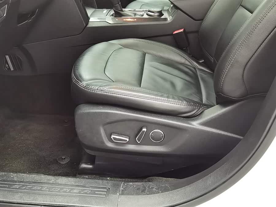 Ford Explorer (Imported) 2017 car image #21