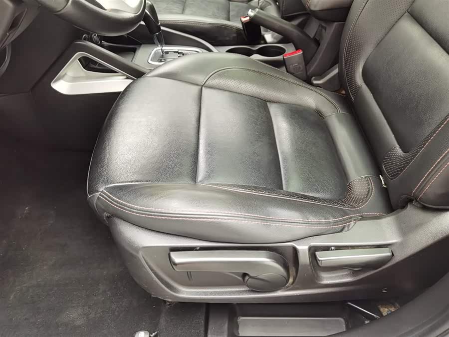 Changan CS35 2016 #21 Changan CS35 2016 car image #21