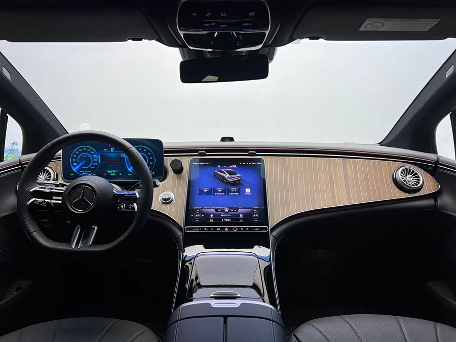 Mercedes-Benz EQE Class 2024 #21 Mercedes-Benz EQE Class 2024 car image #21