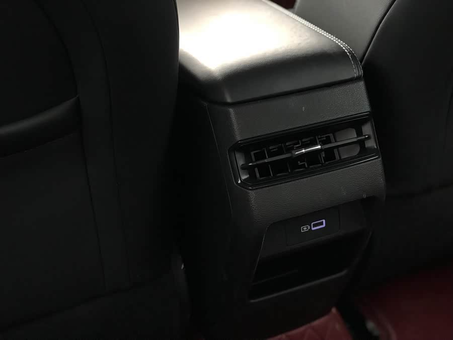 GEELY Binray 2023 car image #21
