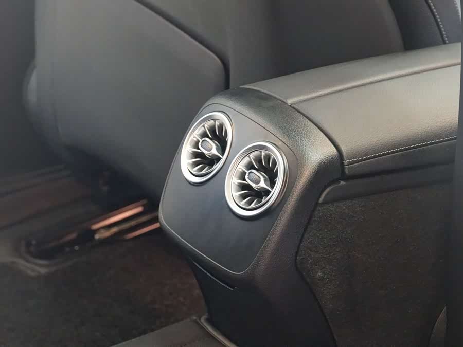 Mercedes-Benz CLS Class 2019 immagine di auto #21