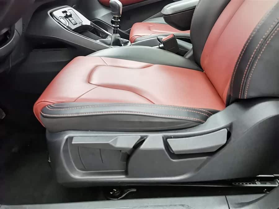 Haval H2s 2017 car image #21