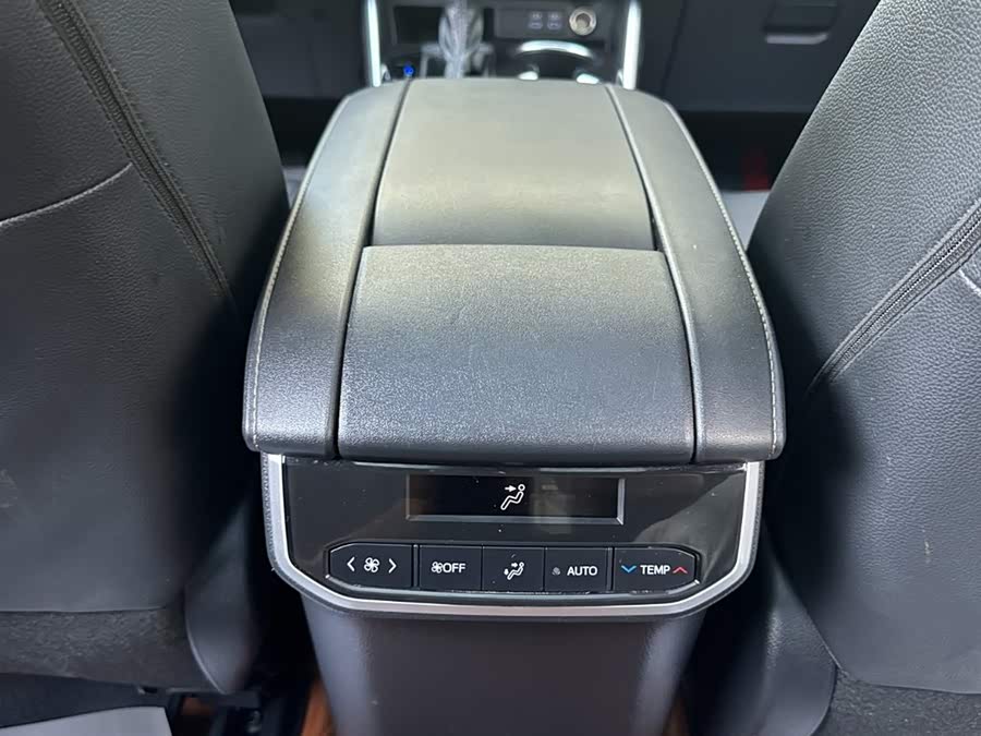 Toyota Crown Kluger 2021 car image #21