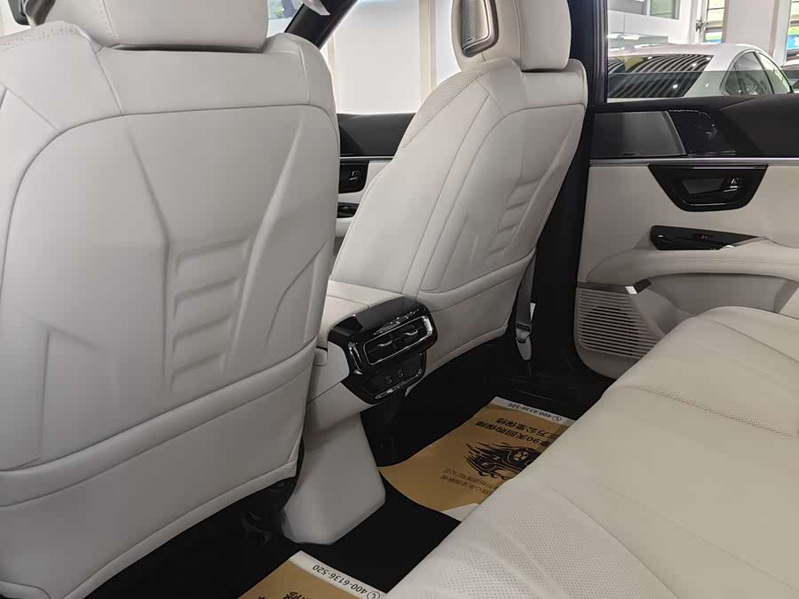 Honda P7 2025 car image #21