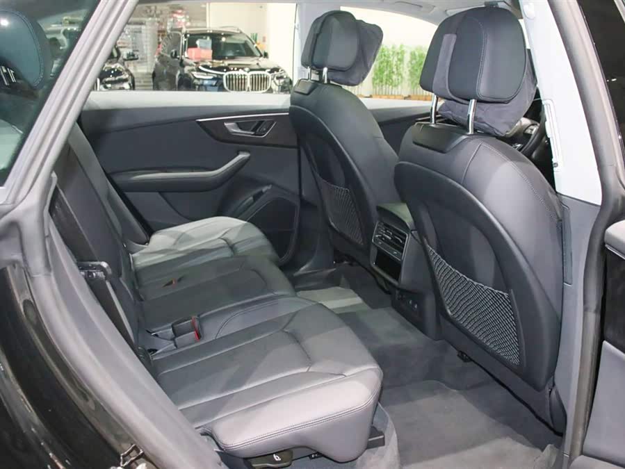 Audi Q8 2023 #21 Audi Q8 2023 car image #21