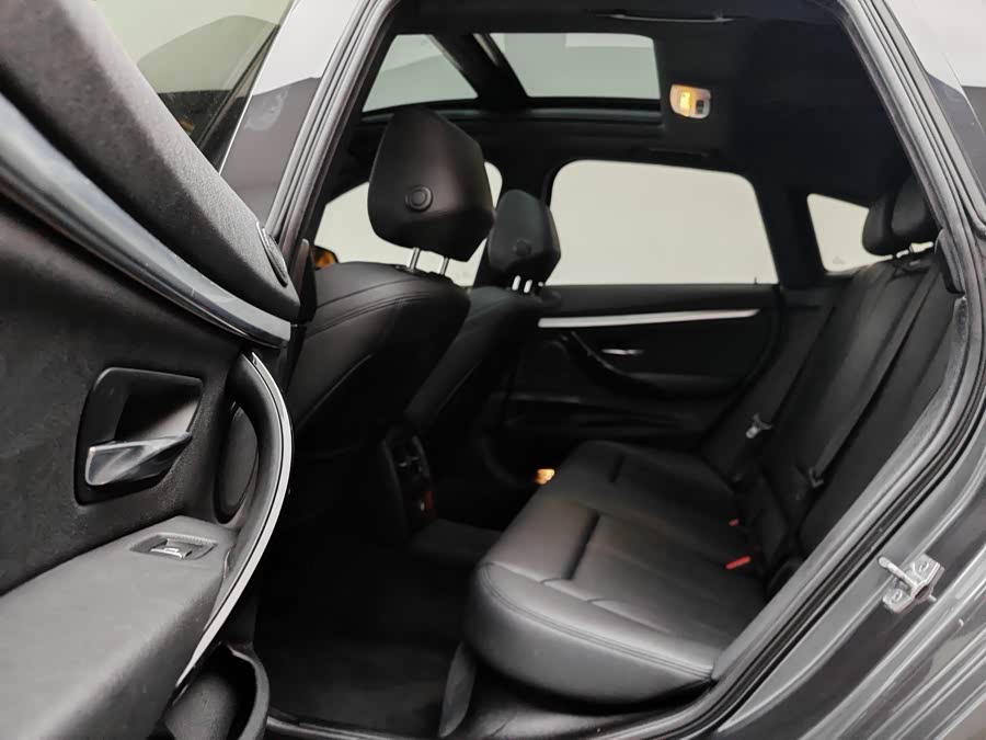 BMW 3 Series GT 2020 #21 BMW 3 Series GT 2020 immagine di auto #21