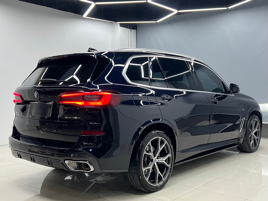 BMW X5 2023 immagine di auto #21