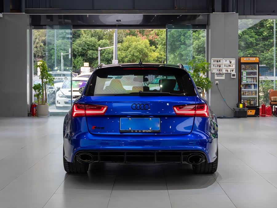 Audi RS 6 2017 صورة سيارة #21